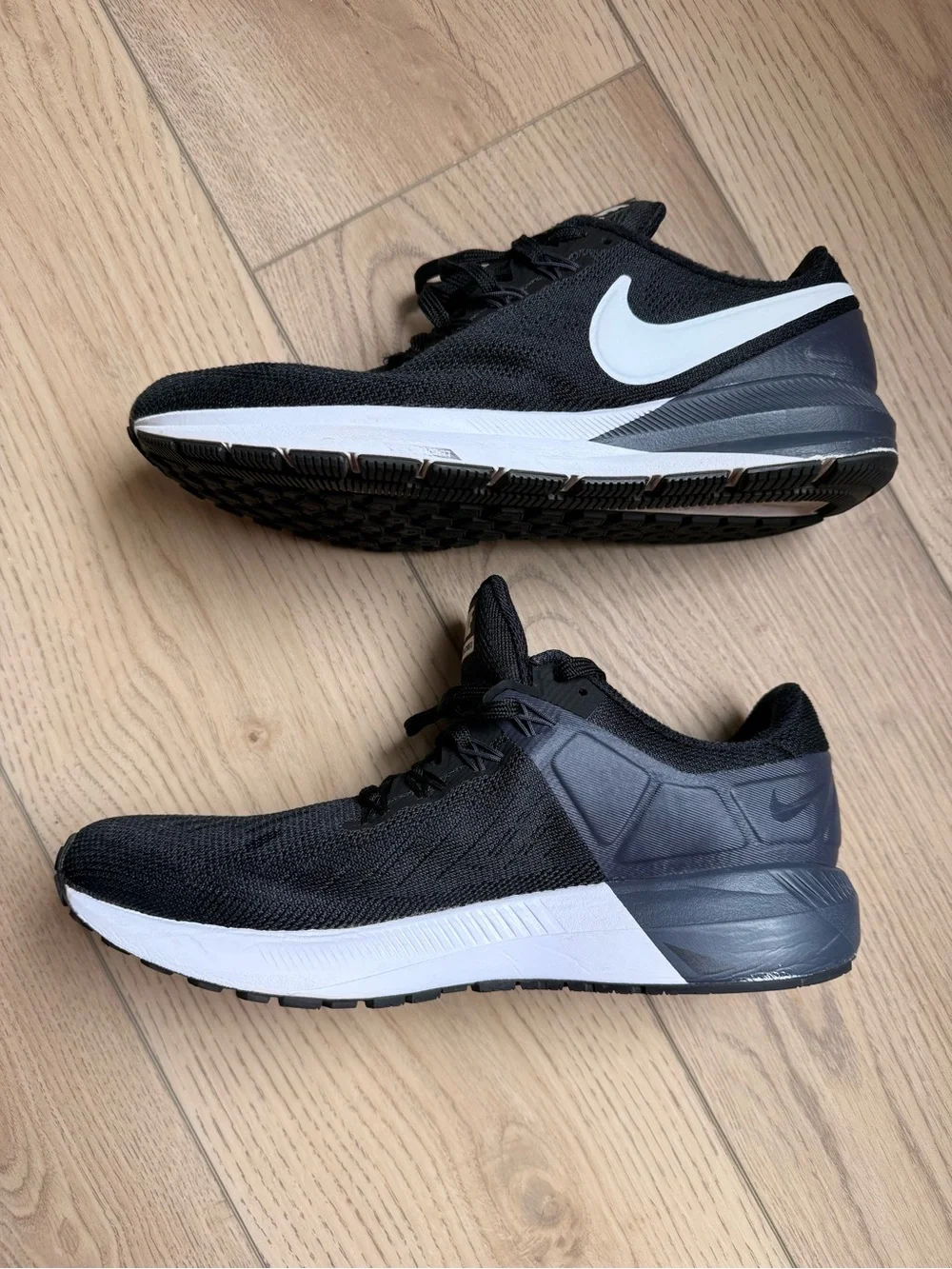 Nike Zoom Structure 22 Womens Running Shoes Size 9